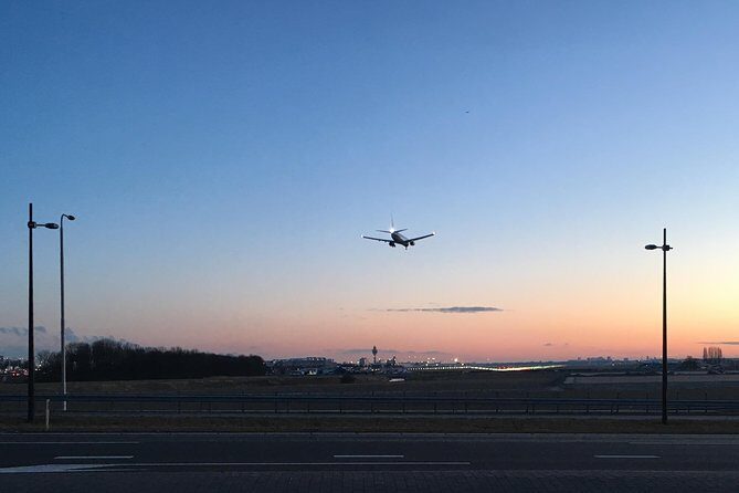 Private transfers from or to Amsterdam Schiphol airport. (AMS) - Key Points