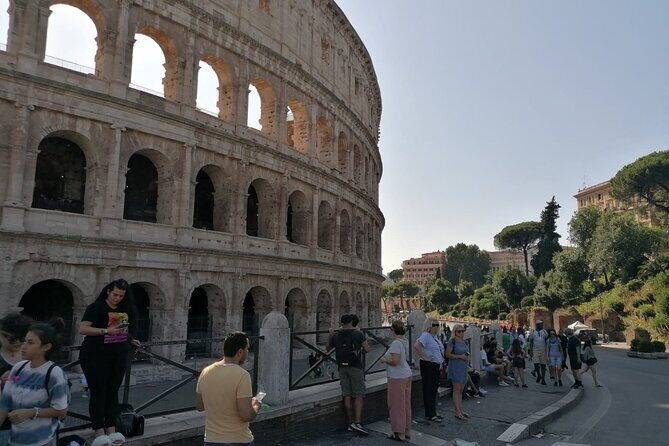 Private transport from Fiumicino Airport to Rome City or vice versa - Key Points