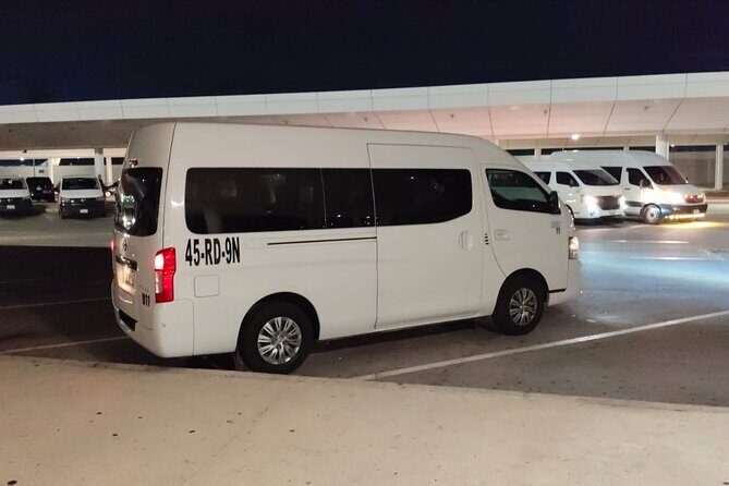 Private Transportation from Cancun Airport to Puerto Morelos Hotels - An honest look at the private transfer from Cancun Airport to Puerto Morelos Hotels