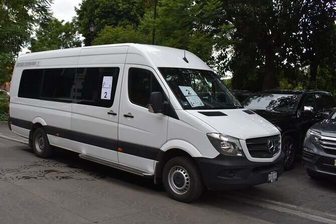 Private transportation from Puebla Airport to Puebla City - Highlights from Reviews