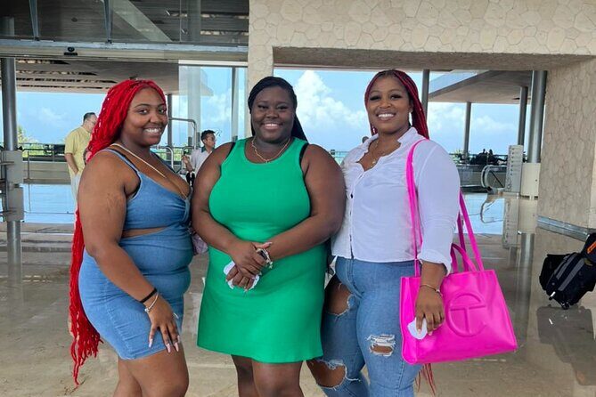 Private Transportation Service to Airport from Costa Mujeres - The Vehicles and Comfort Level