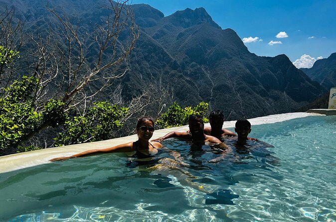 Private Transportation to Grutas de Tolantongo from Mexico City - Is This Tour Right for You?