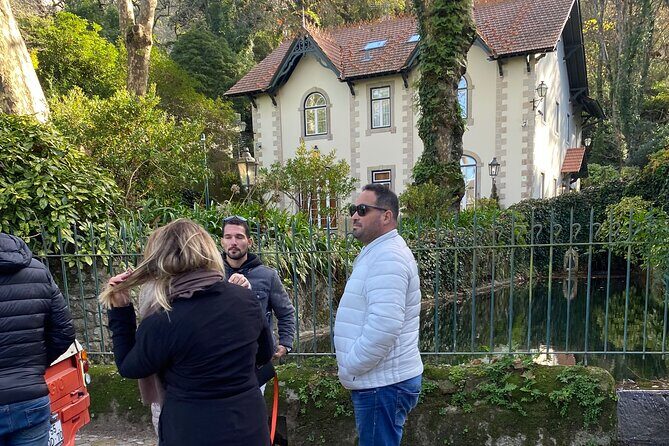 Private Tuk Tuk Tour around Sintra - The Guides: Knowledgeable and Friendly