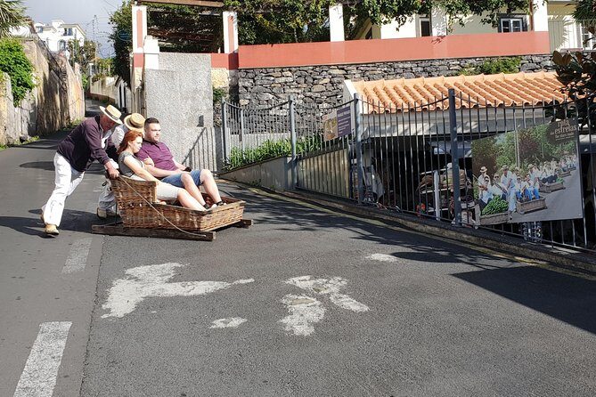 Private Tuk Tuk Tour to Old Town + Monte in Funchal - The Guides and Service