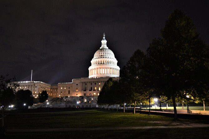 Private Under the Stars Night-Time Tour of DC (Up to 5 Guests) - FAQs