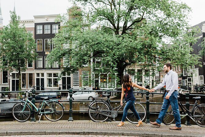 Private Vacation Photography Session with Local Photographer in Amsterdam - Key Points