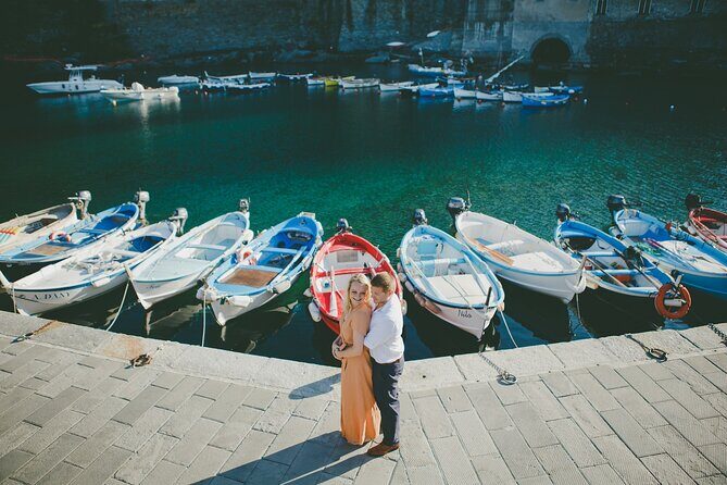 Private Vacation Photography Session with Local Photographer in Cinque Terre - Practical Considerations and Tips