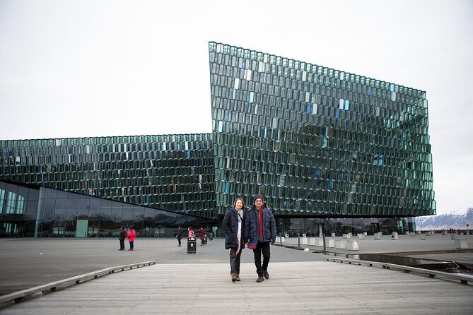 Private Vacation Photography Session with Local Photographer in Reykjavik - Who Will Love This?