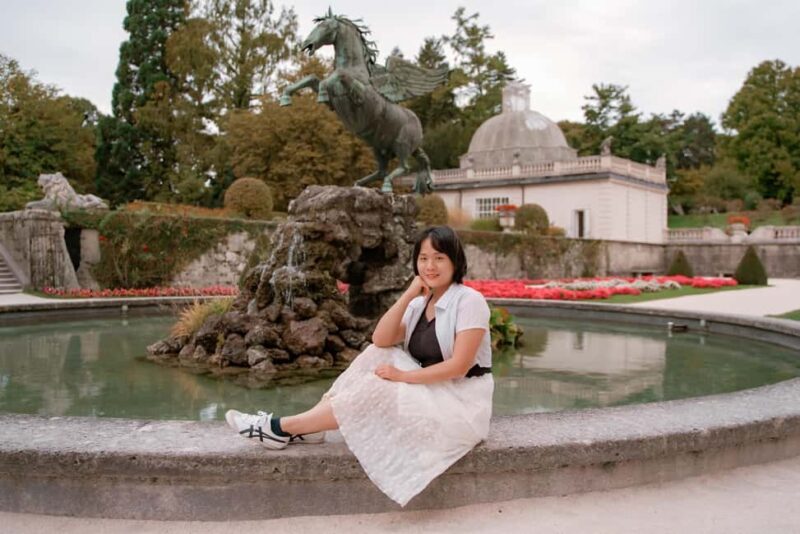Private Vacation Photoshoot with Photographer in Salzburg - Private Vacation Photoshoot with Photographer in Salzburg: A Genuine Look