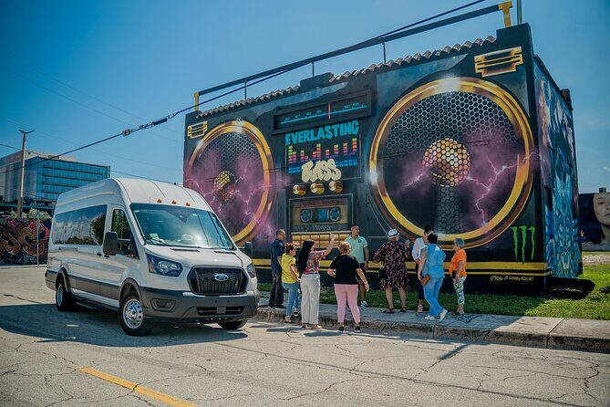 Private Van by the Hour  Flexible Transportation Service - Key Points