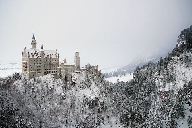 Private Van Tour to Royal Castle of Neuschwanstein from Munich - FAQ