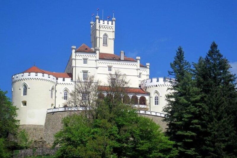 Private Varadin and Trakoan Castle Tour - from Zagreb - Exploring Croatia’s Castles and Towns: A Deep Dive into the Private Varadin and Trakoan Castle Tour