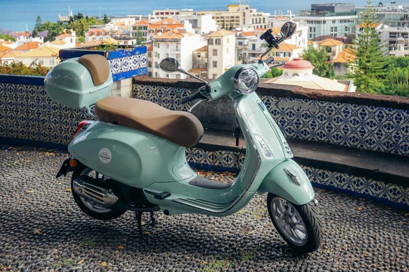 Private Vespa Tour Funchal & Câmara Lobos (3hrs) - FAQ