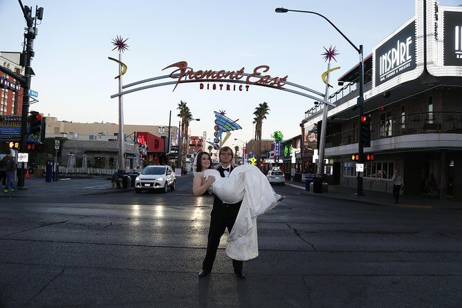 Private Vintage Vegas Walking Photo Tour - Exploring the Private Vintage Vegas Walking Photo Tour: A Friendly Breakdown