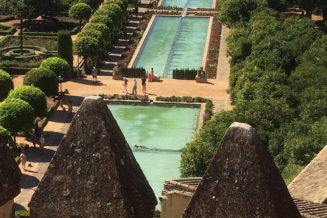 Private Visit Mosque-Cathedral, Jewish quarter, Alcazar and Synagogue - Who Is This Tour Best For?