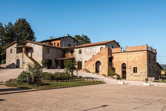 Private visit to the Brugnoni winery with tasting of 4 wines - FAQ