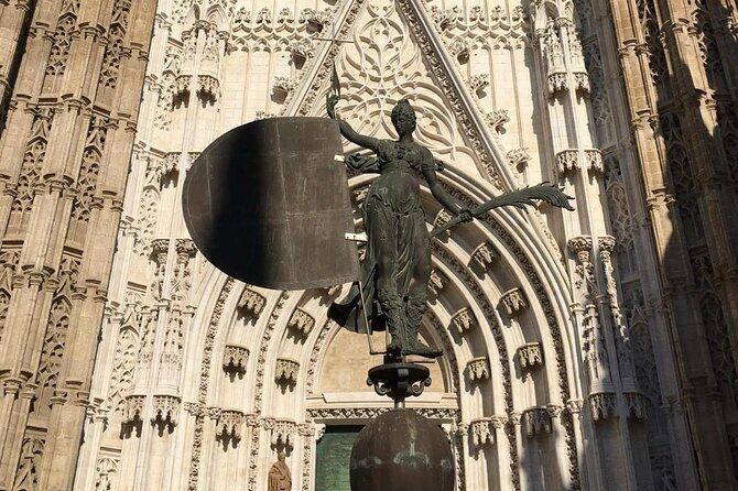 Private visit to the Cathedral of Seville - Exploring the Seville Cathedral: A Detailed Look at a Private Guided Tour