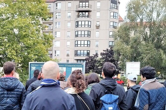 Private Walking Sightseeing Local Berlin Tour Guides up 15 Person - First Impressions of the Tour