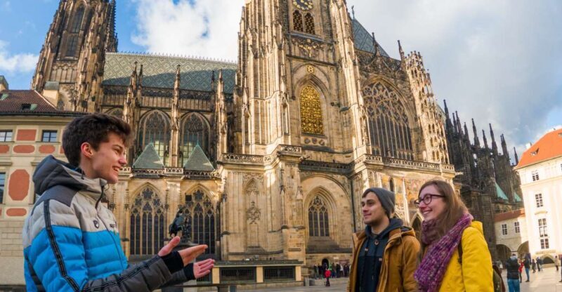 Private Walking tour: From Charles Bridge to Prague Castle - Who Would Love This Tour?