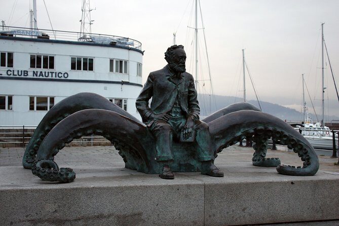Private walking tour in Vigo - Wrapping It Up