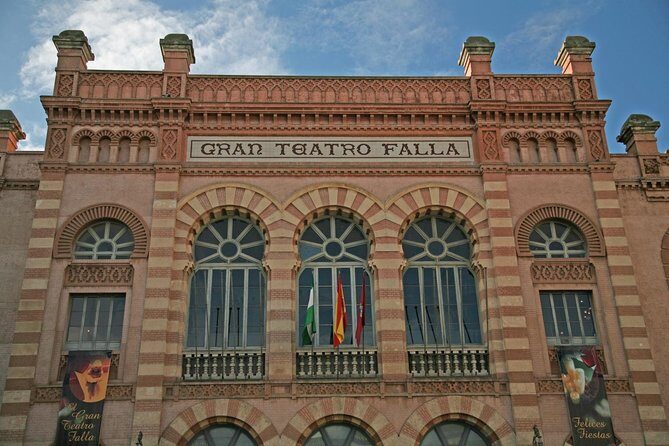 Private Walking Tour of Cadiz: includes Tavira Tower - Roman Theater and El Populo: Deep History