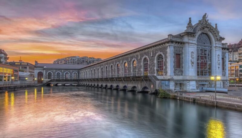 Private walking tour of Geneva - Practical Insights & Tips