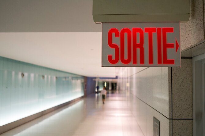 Private Walking Tour of old Montreal with licensed tour guide - Who Should Consider This Tour?