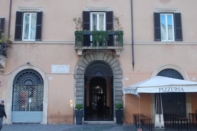 Private Walking Tour of Roman Squares and Fountains Plus the Pantheon - Exploring Rome with a Focused and Personal Touch