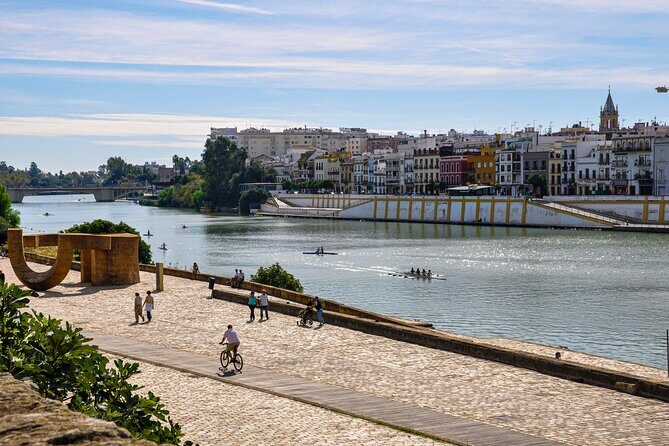 Private walking tour of Triana in Seville - The Itinerary: What You Can Expect