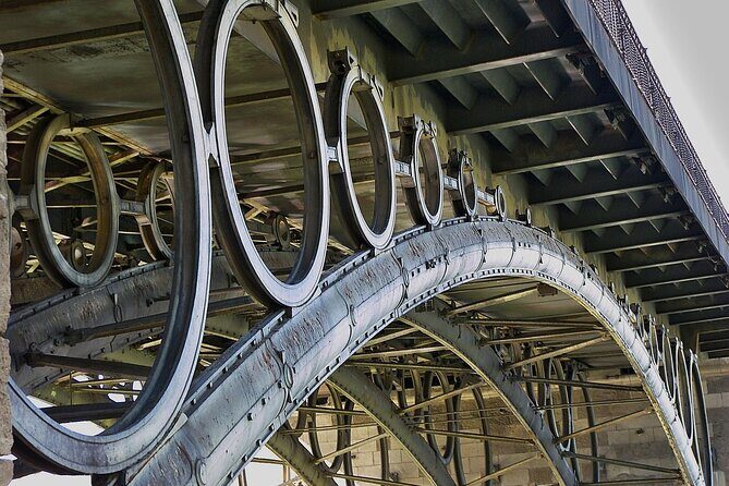 Private walking tour of Triana in Seville - Iglesia de Santa Ana