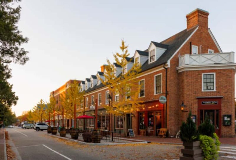 Private Walking Tour of Williamsburgs Colonial History - Key Points