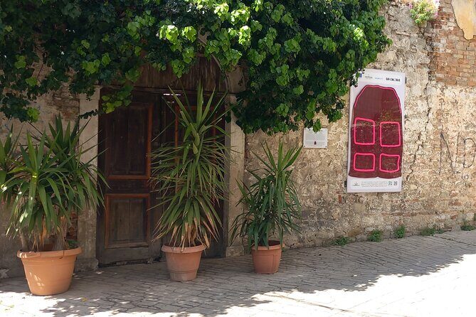 Private Walking Tour Visit to Durrës with Licensed Guide - Key Points