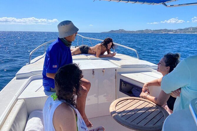 Private Whale Watching in San Jose Del Cabo snack,drinks,Warranty - Who Will Love This Tour?