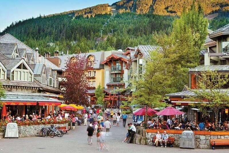 Private Whistler Full Day Tour from Vancouver - Squamish and the Art of the Landscape