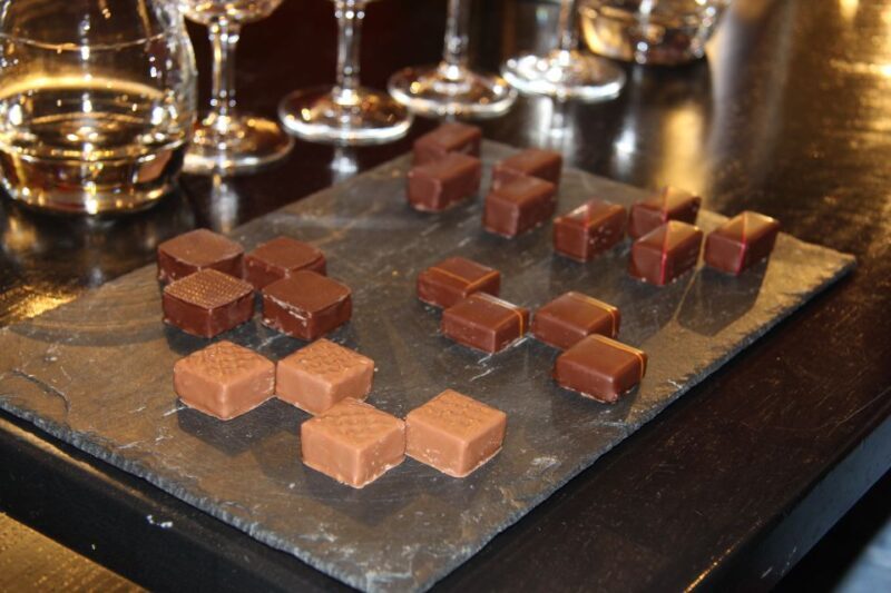 Private Wine and Chocolate Tasting Experience - What to Expect from This Parisian Indulgence