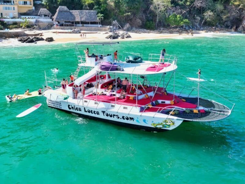 Private Yacht Charter Chica Fun 1 Waterslides all inclusive - Pricing and Value