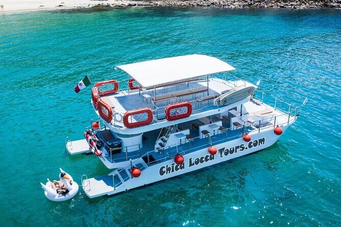Private Yacht Charter ChicaFUN 5 Waterslides All Inclusive - A Look at the Private Yacht Charter ChicaFUN 5 Waterslides All Inclusive