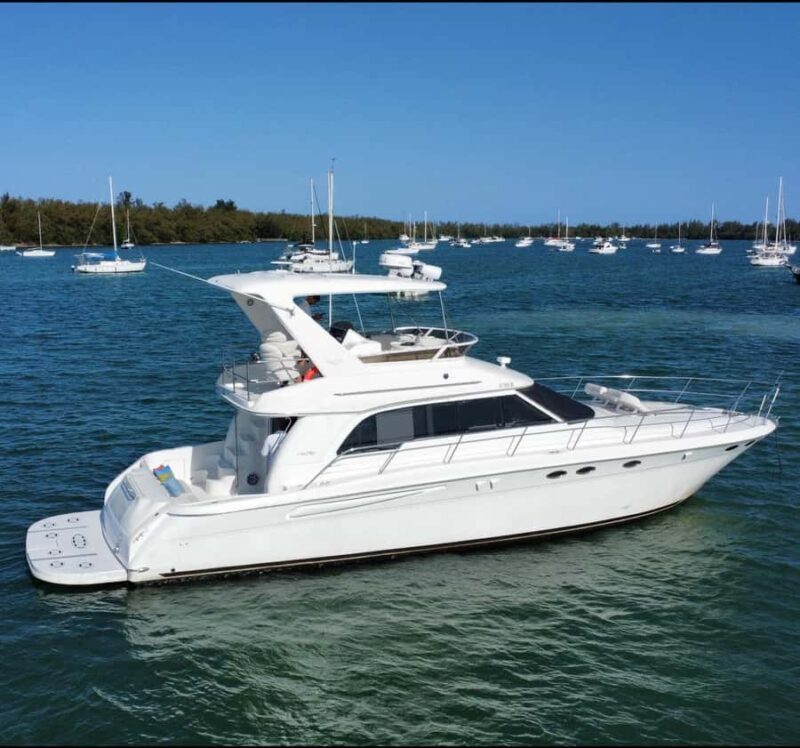 Private Yacht cruise, Biscayne Bay, Miami Beach. 52Ft - A Closer Look at the Experience