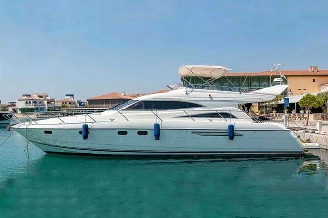 Private Yacht for Surprise Events / Birthday, Proposal, Anniversary, Party etc - FAQs