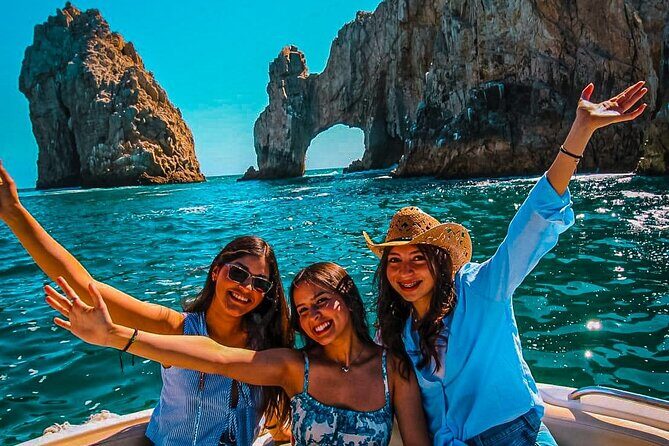 Private Yacht in Los Cabos | 10 PAX & 3 HRS - FAQ