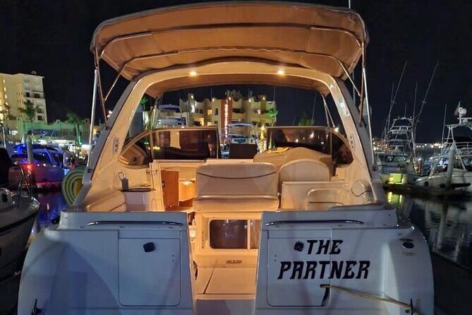 Private yacht rental for 2 hours - A Closer Look at What to Expect