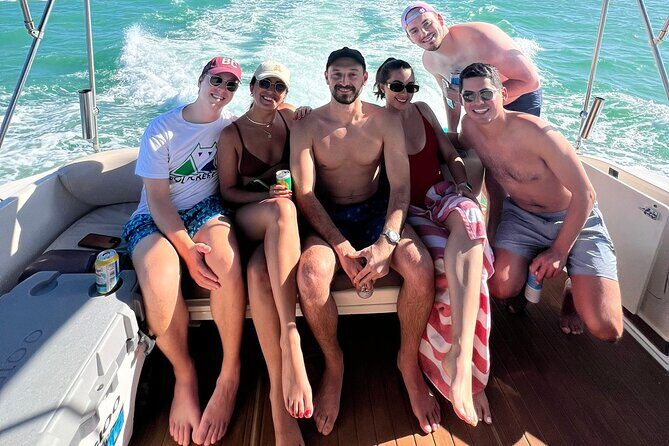 Private Yacht Rental in Miami Up to 12 People - FAQ