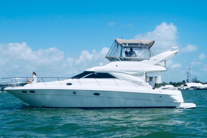 Private Yacht SeaRay 46ft Cancun 25P17 - Who Is This Tour Best For?