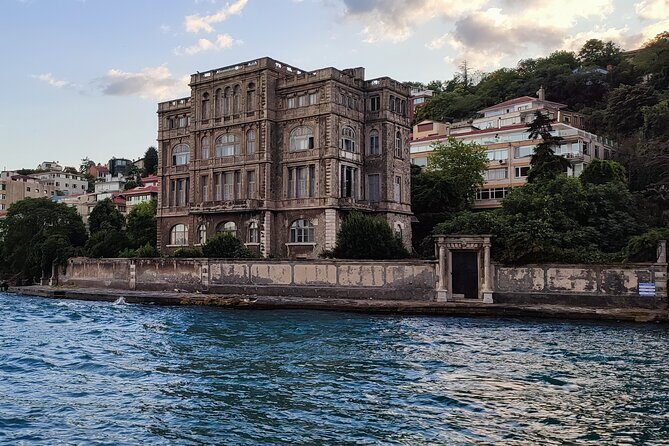 Private Yacht Tour on Bosphorus Istanbul - FAQ
