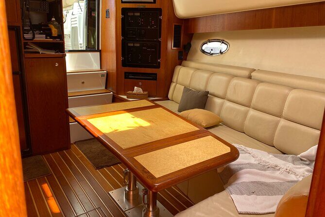 Private Yacht tour on Tahiti or Moorea lagoon - Who Should Consider This Tour?