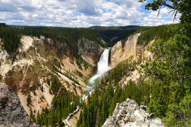 Private Yellowstone Tour: ICONIC Sites, Wildlife, Family Friendly Hikes + lunch - Final Thoughts