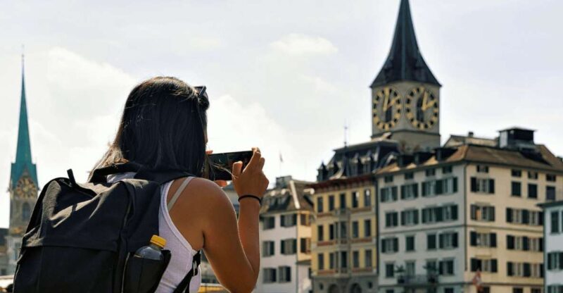 Private Zürich City Tour with Cruise and Lindt Chocolate - Key Points