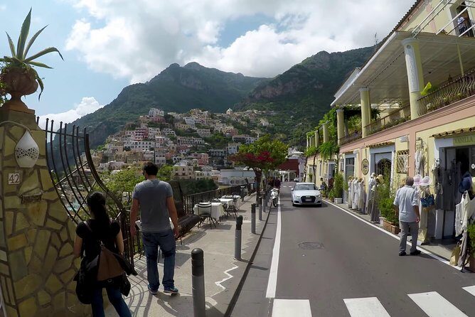 PrivateTransfer NAPLES to POSITANO or vv (with Stop option in Pompeii ) - FAQ