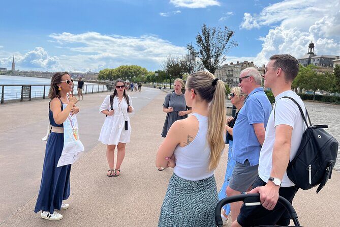 Professional - Bordeaux Wine and Cheese Tasting with a walking tour - Exploring Bordeaux in a New Way