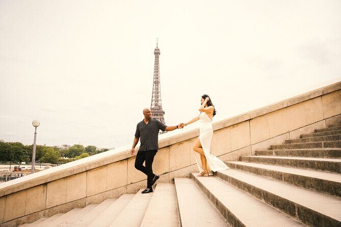 Professional Eiffel Tower Photo Tour with VOGUE Photographer - What’s Included and How It Works